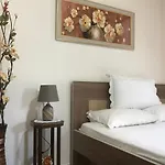 The Mosaic House - Shtepia Me Mozaik 招待所
