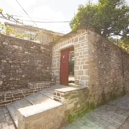 Guest house The Mosaic House - Shtepia Me Mozaik Permet
