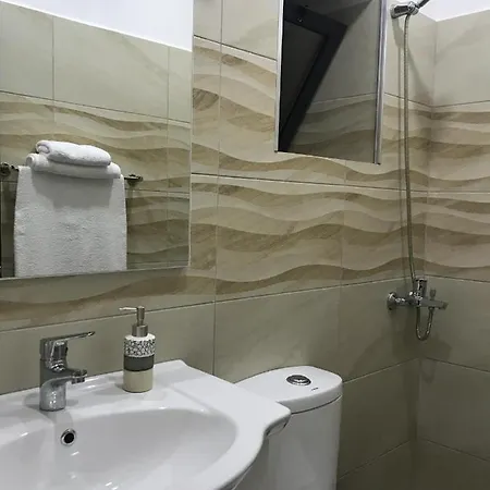 The Mosaic House - Shtepia Me Mozaik Pensjonat Përmet